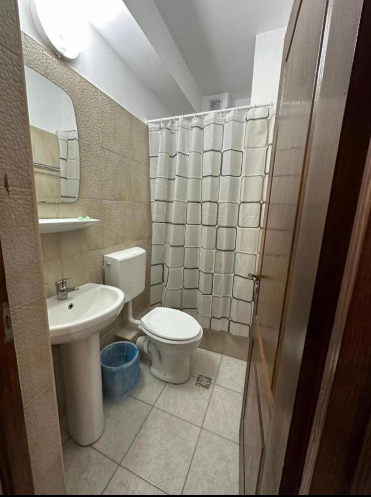 Cazare Arges Mall Piteşti Exterior foto